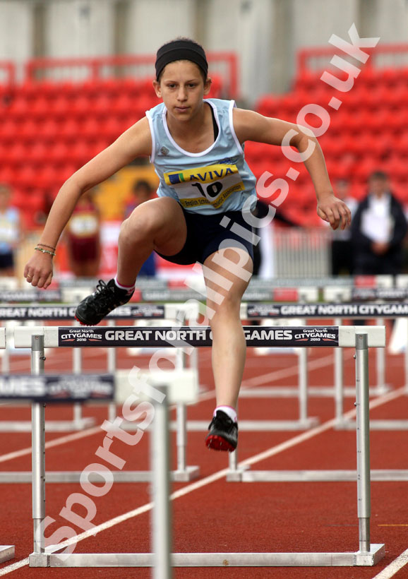 Ella De Lucis (Cambridge) 75m hurdles, junior girls